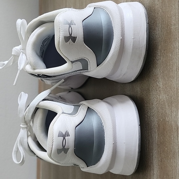 Under Armour Forge Sneaker Women's Size 6.5 - Picture 4 of 9